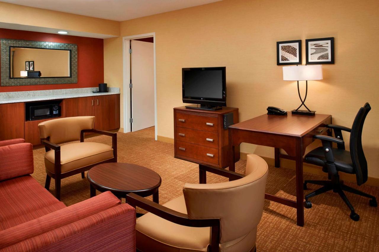 Hotel Sonesta Select Detroit Novi Exteriér fotografie